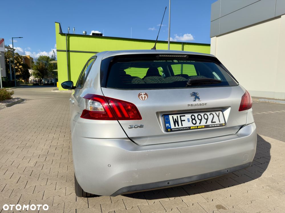 Peugeot 308 125 THP Active - 10