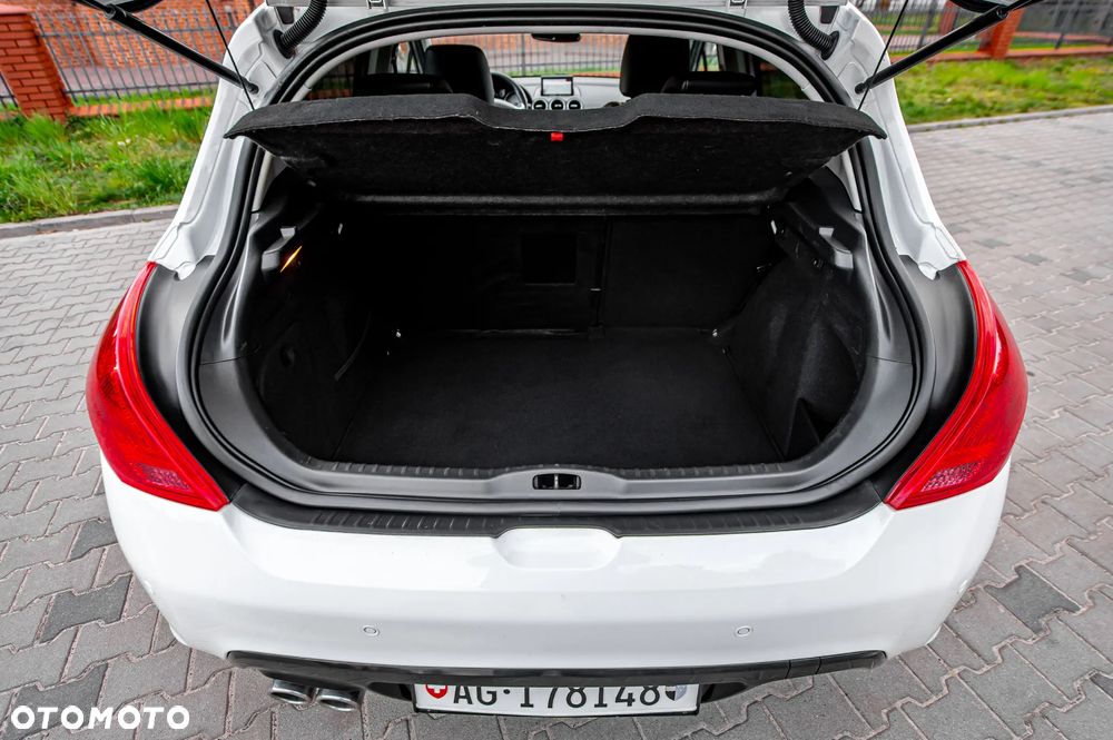 Peugeot 308 200 THP GTi - 33