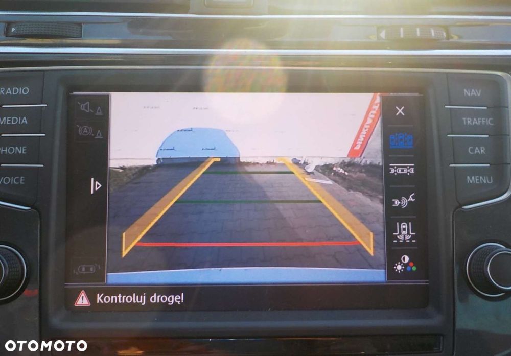 Volkswagen Tiguan - 32