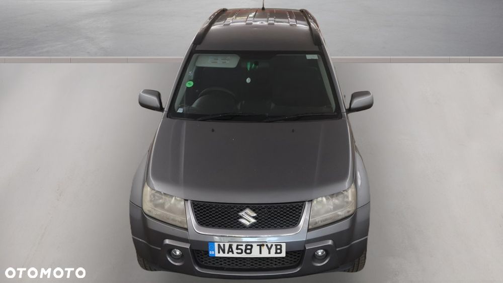 Suzuki Grand Vitara 2.0 - 7