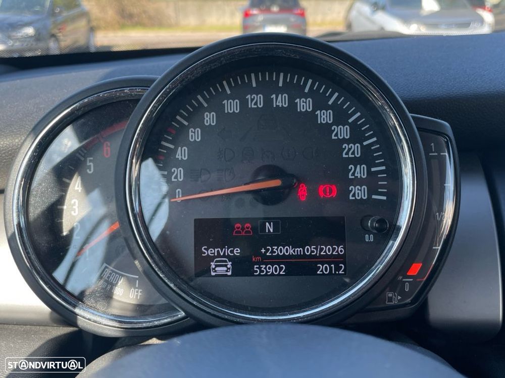 MINI Cabrio Cooper D - 3