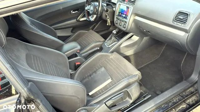 Volkswagen Scirocco 2.0 TDI DSG - 31