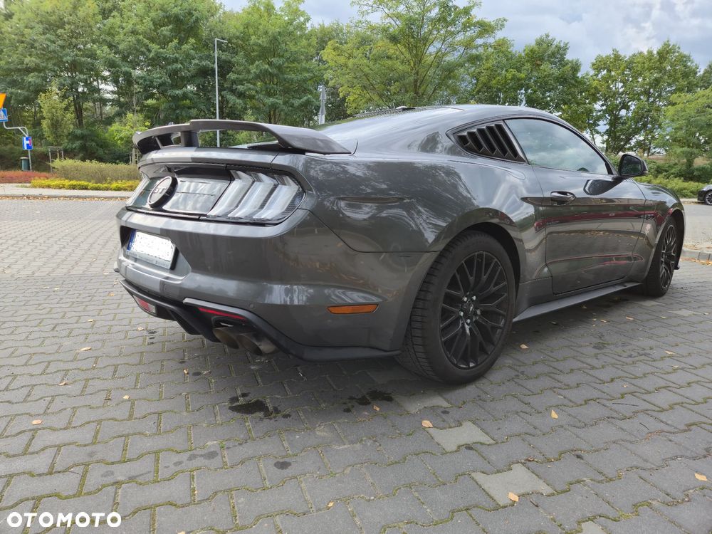 Ford Mustang 5.0 V8 GT - 5