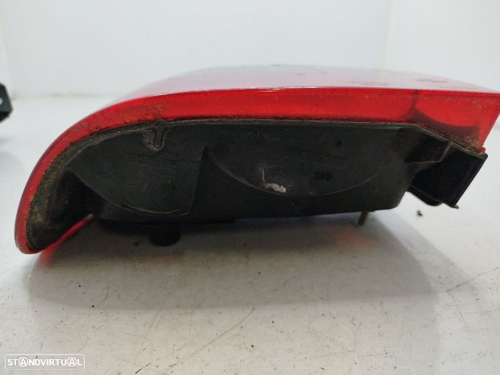 Farolim Stop Esq Seat Ibiza Ii (6K1) - 2