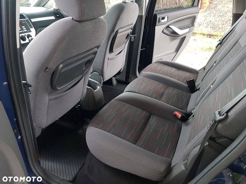 Ford C-MAX - 8