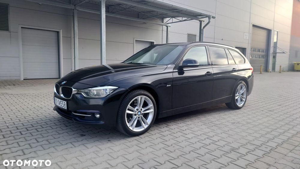 BMW Seria 3 330d Sport Line - 12