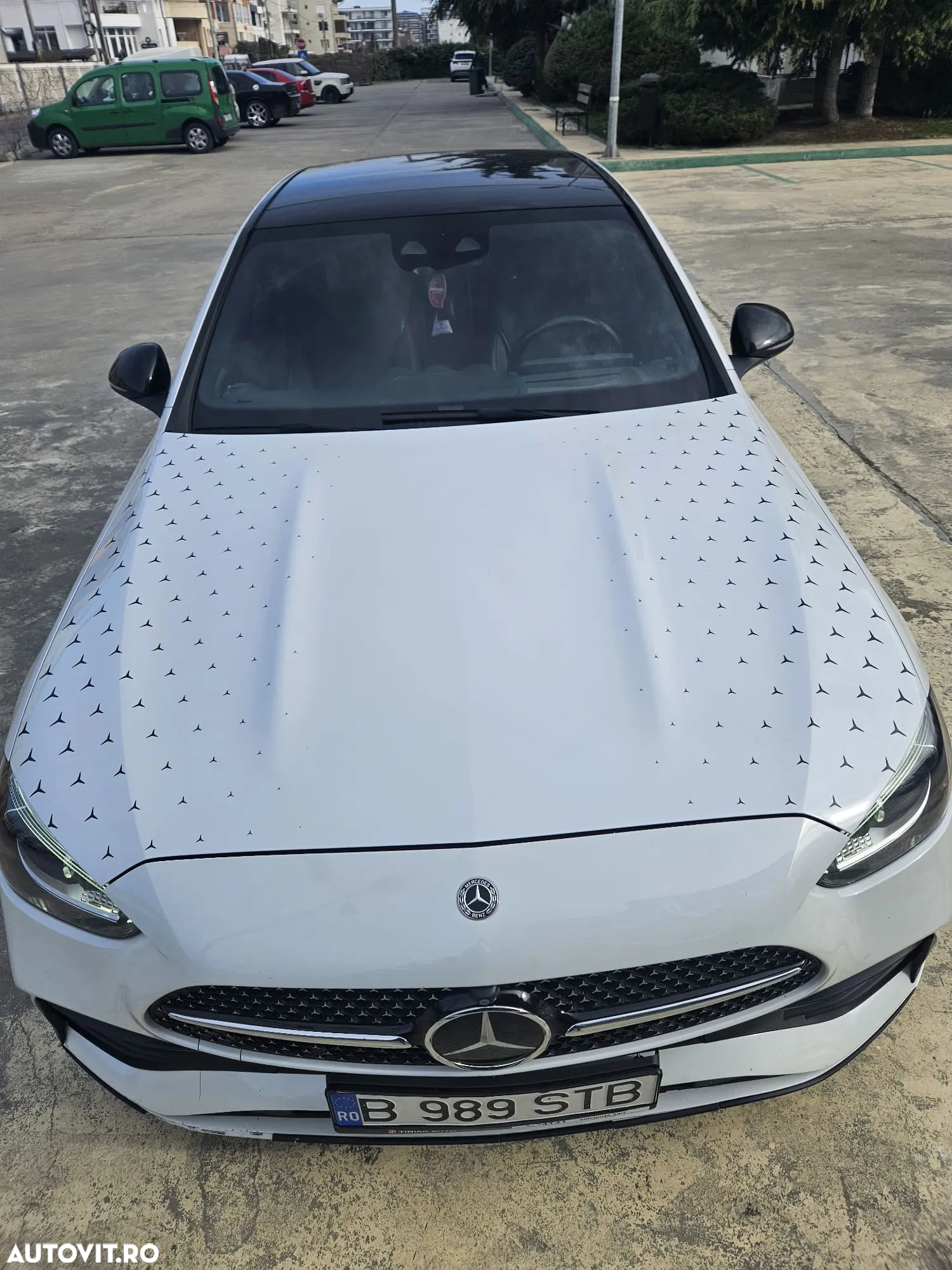 Mercedes-Benz C - 16