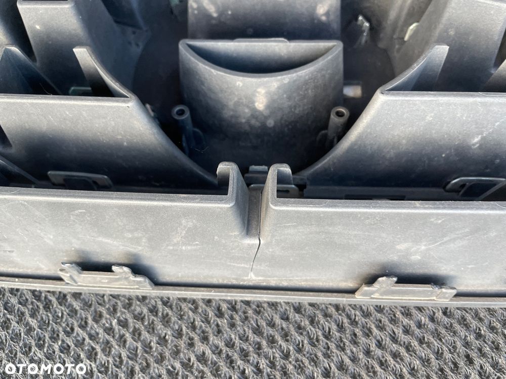GRILL ATRAPA VOLVO XC 60 I  31333833 - 4
