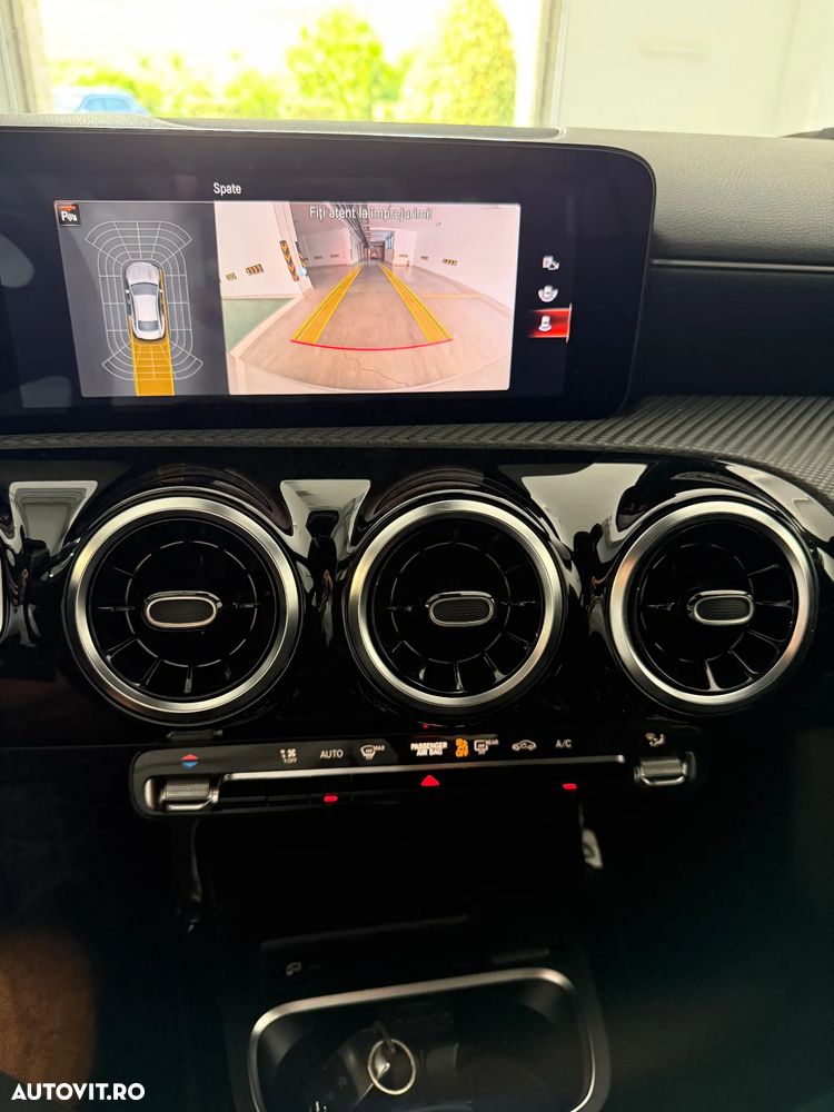 Mercedes-Benz CLA 180 Coupe - 13