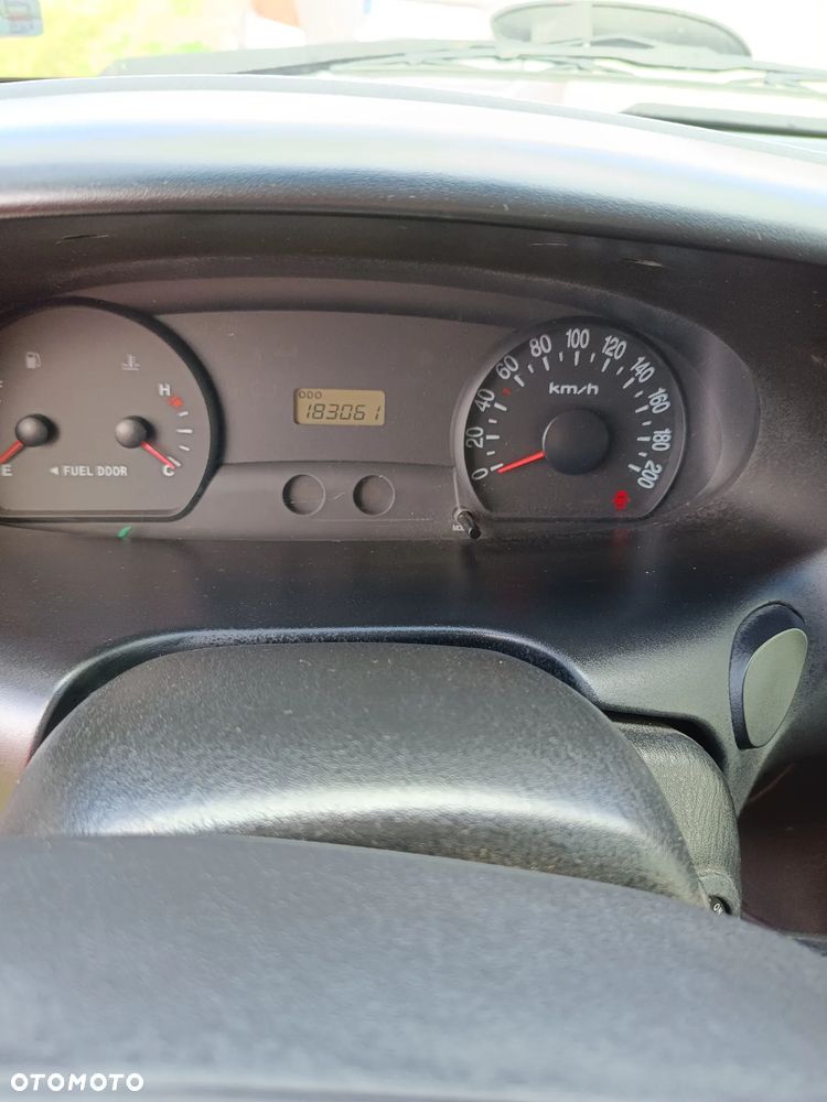 Hyundai H-1 - 7