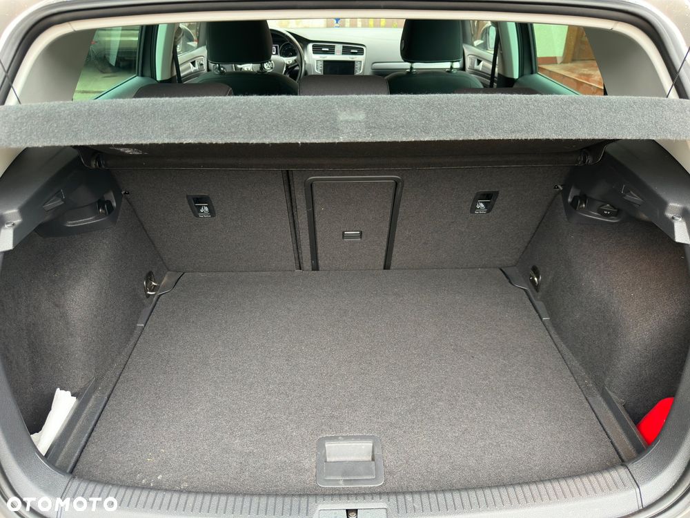 Volkswagen Golf 1.4 TSI BlueMotion Technology DSG Lounge - 12
