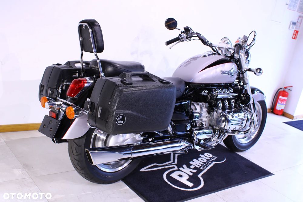 Honda GL - 7