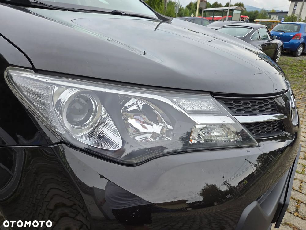 Toyota RAV4 2.0 D-4D Premium - 33