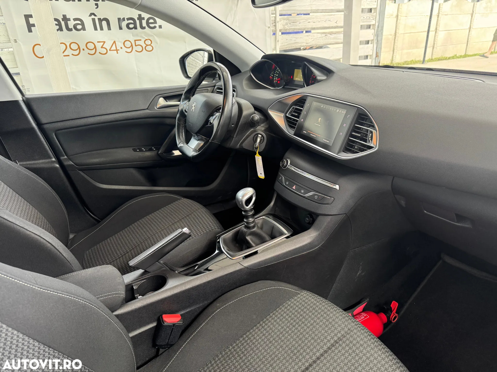 Peugeot 308 SW PureTech 110 Stop & Start Allure - 16
