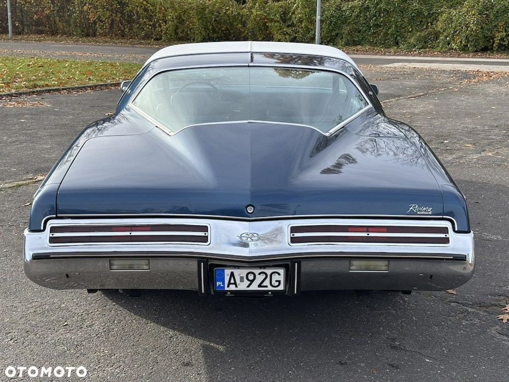 Buick Riviera - 8