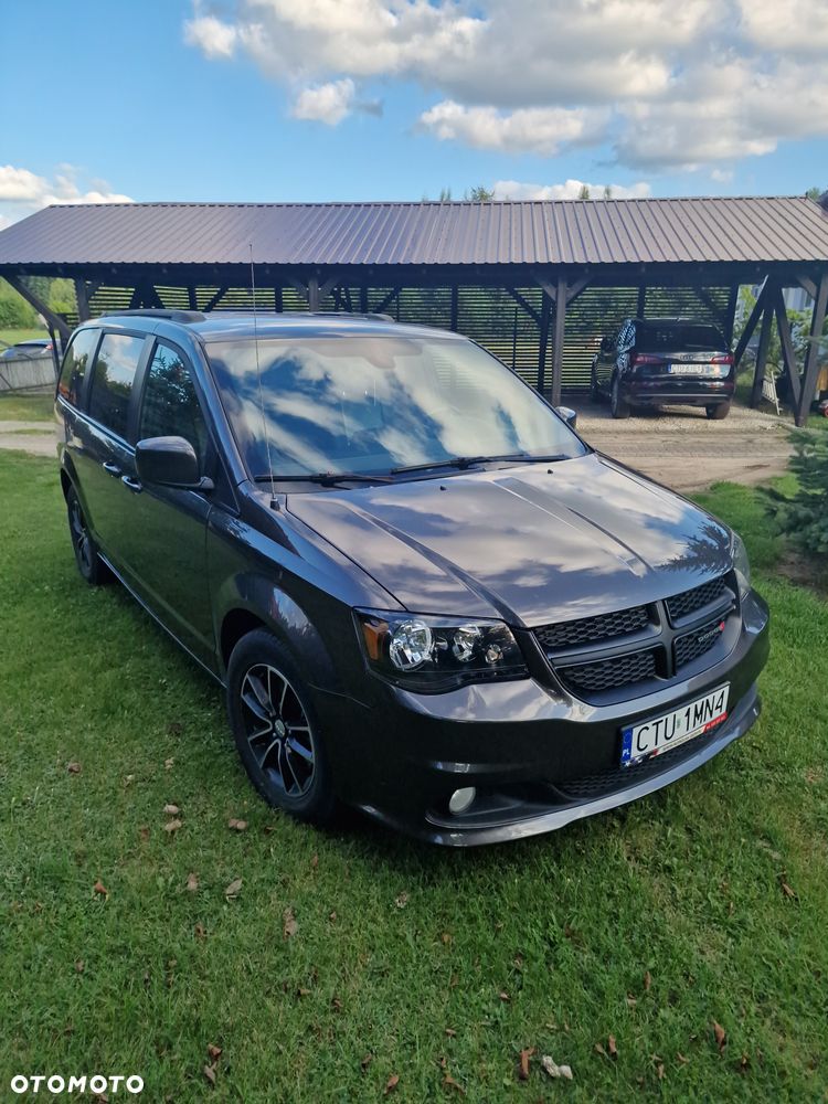 Dodge Grand Caravan 3.6 R/T - 1
