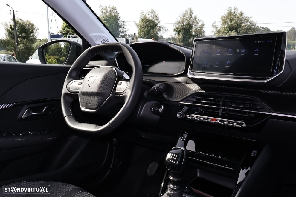 Peugeot 208 1.2 PureTech Allure - 11