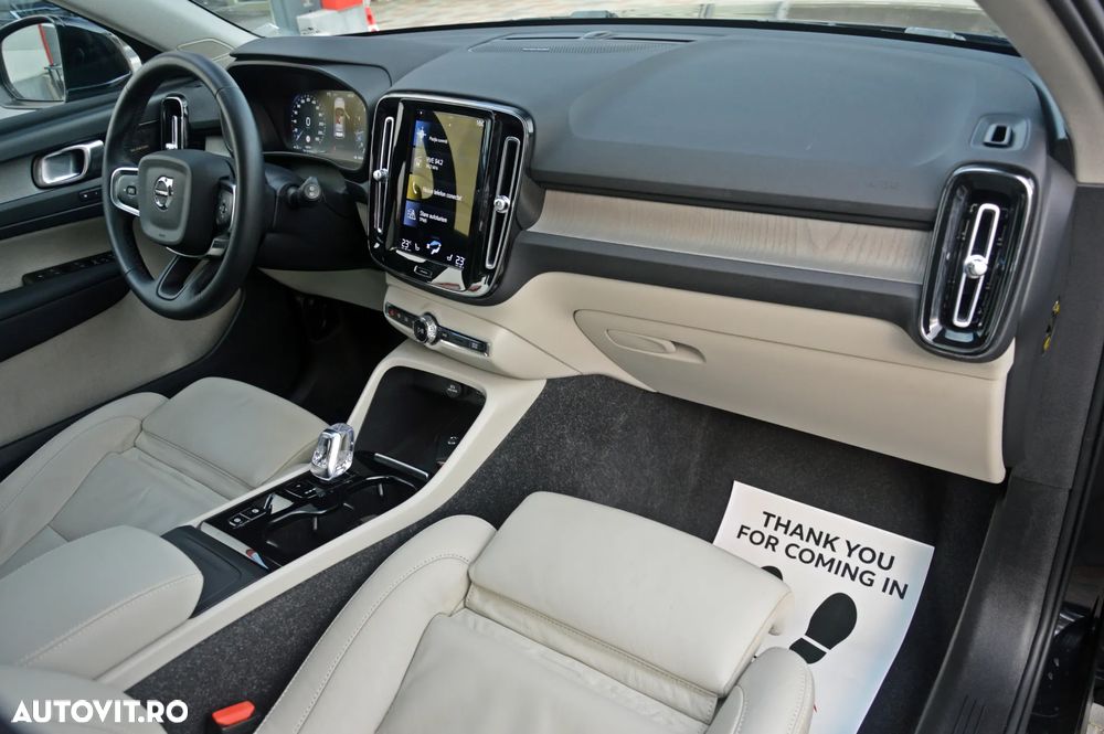 Volvo XC 40 T3 Geartronic Inscription - 25