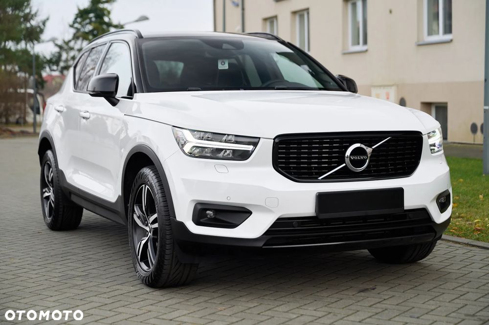 Volvo XC 40 - 18