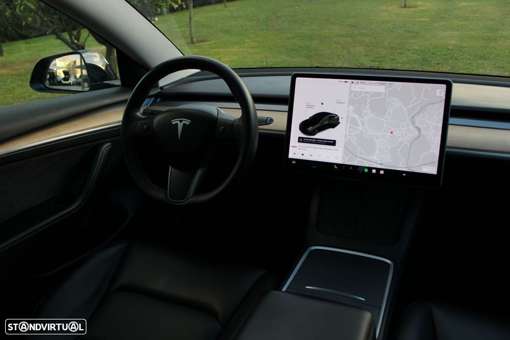 Tesla Model 3 - 23