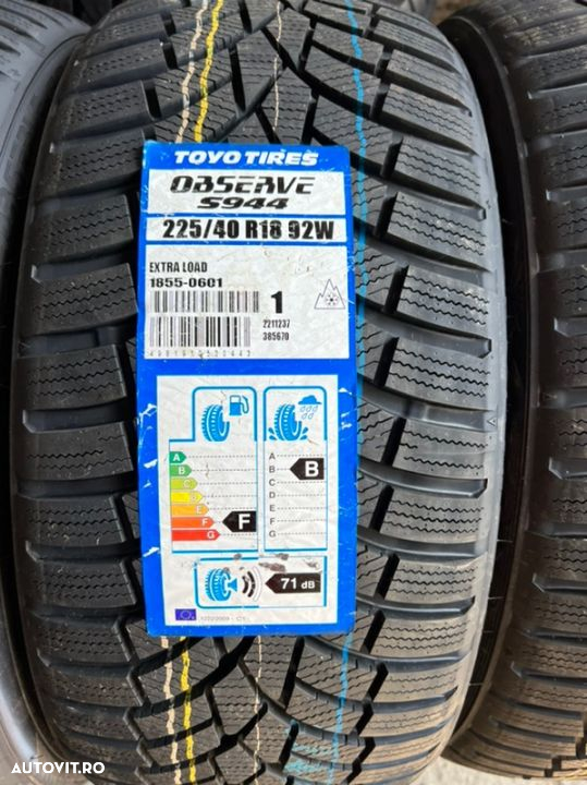 vând 4 anvelope 225/40/18 Toyo de iarnă noi - 2