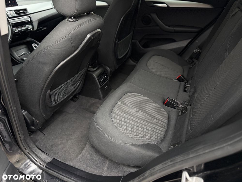 BMW X1 sDrive18d - 7