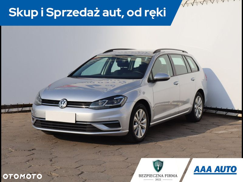 Volkswagen Golf - 2