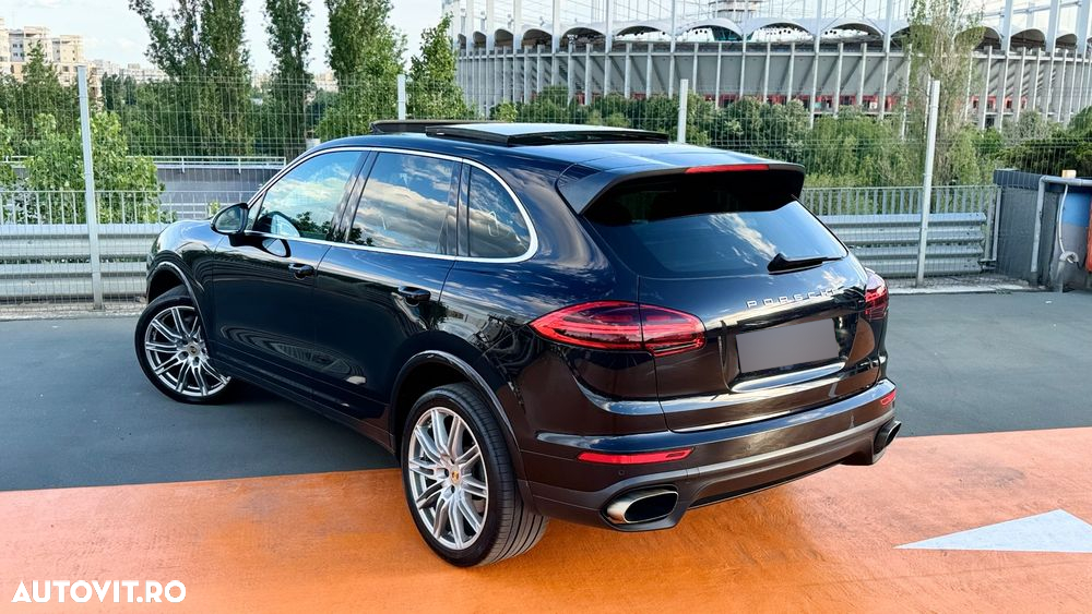 Porsche Cayenne 3.0 L - 9