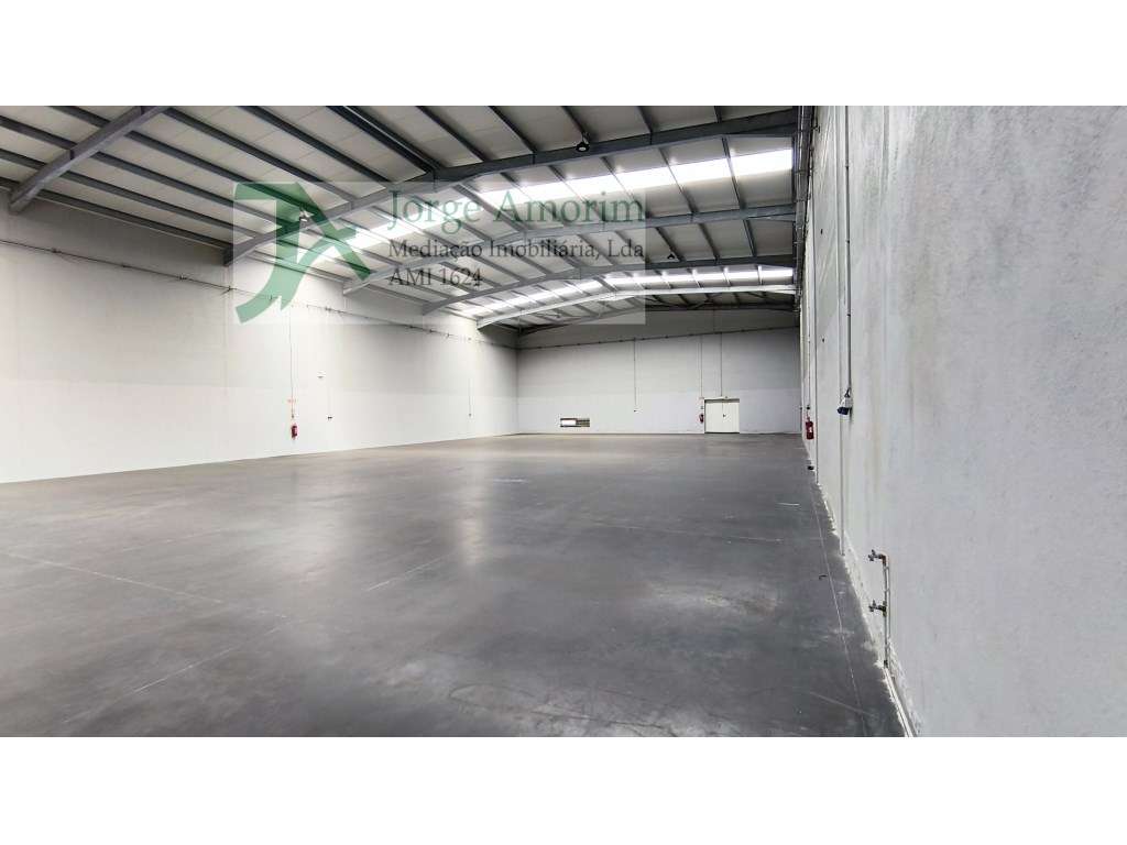 Armazém industrial. 680 m2. Z.I de Ovar - Grande imagem: 2/2