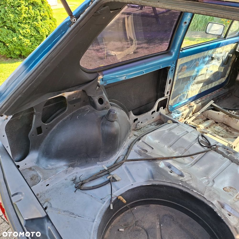 Volkswagen Golf - 30