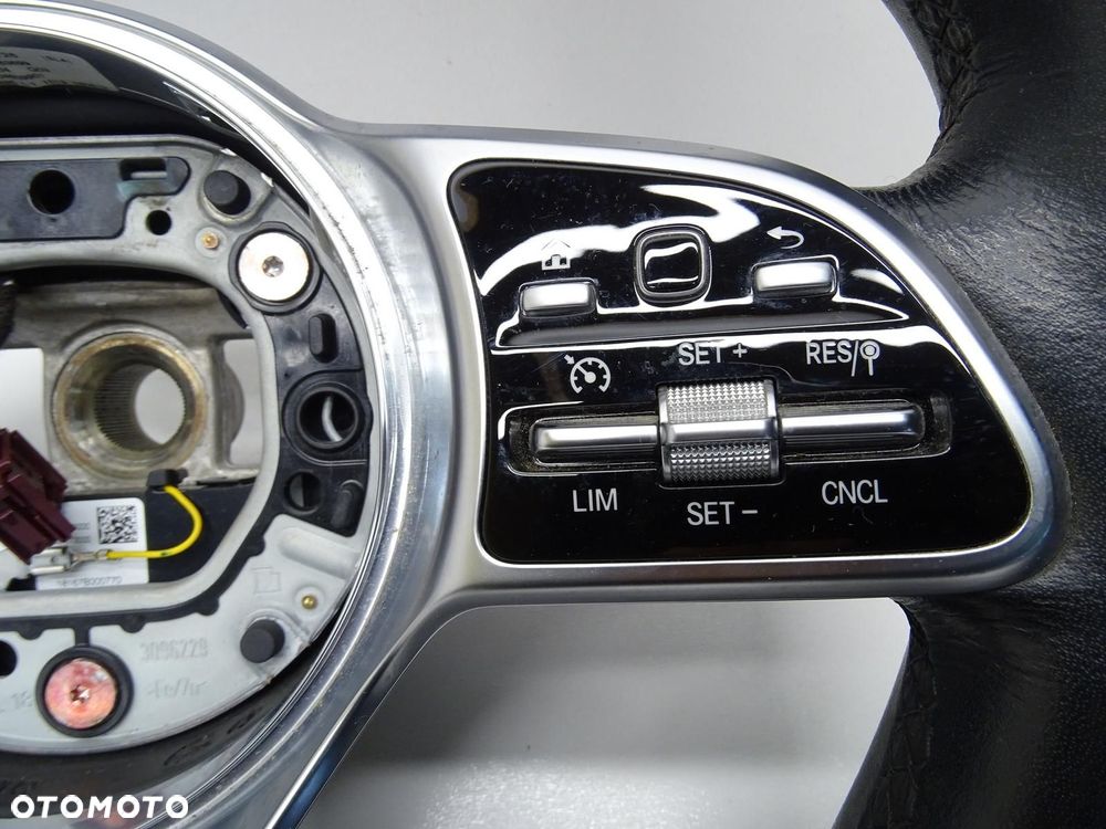 KIEROWNICA SKÓRA MULTI ŁOPATKI A00040053699 MERCEDES W177 A KLASA - 4