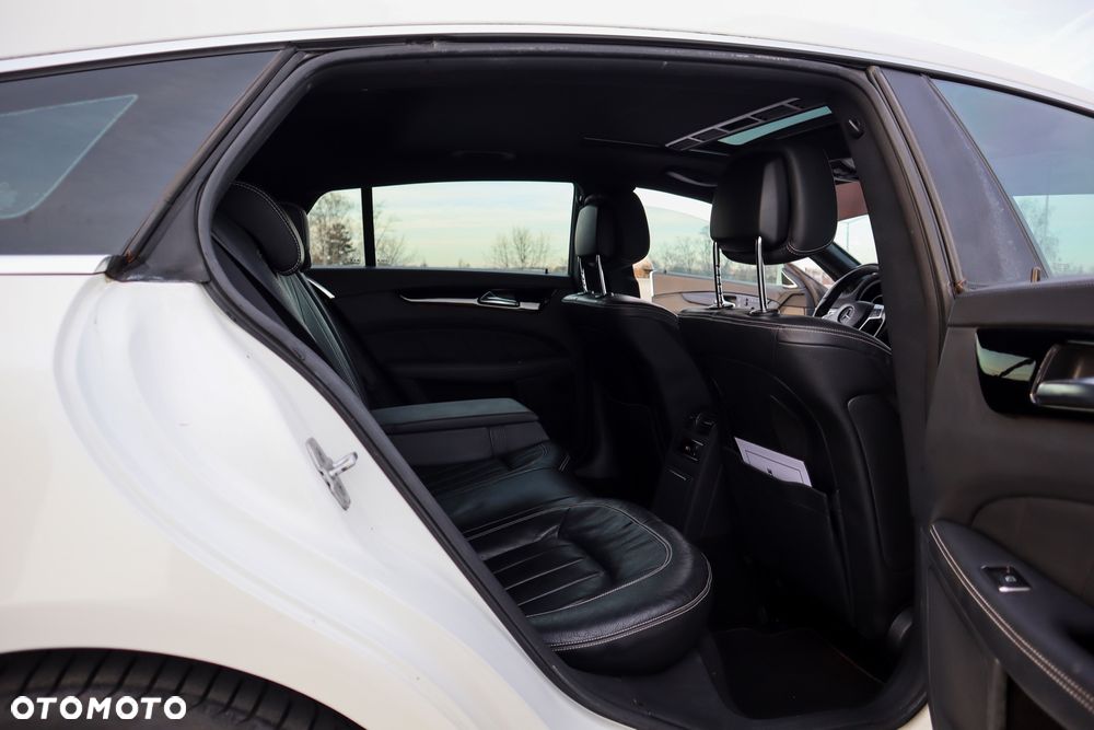 Mercedes-Benz CLS - 16