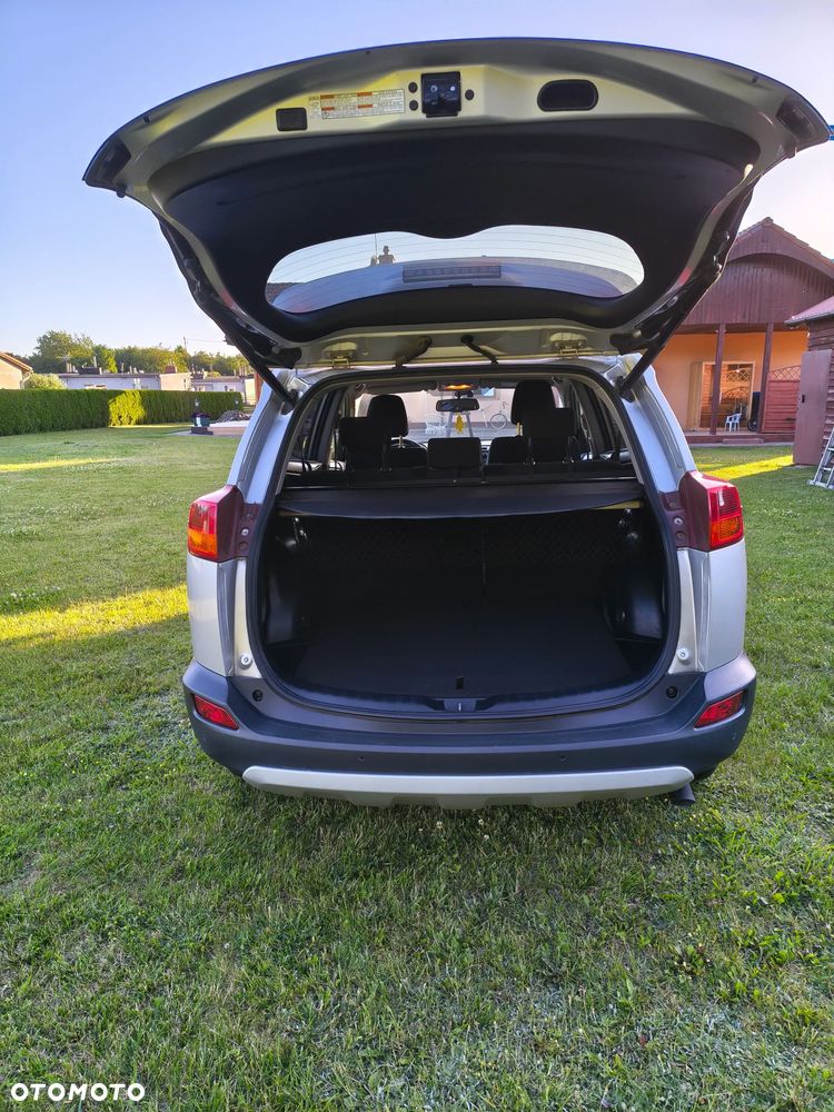 Toyota RAV4 2.0 D-4D Premium 4x2 - 5