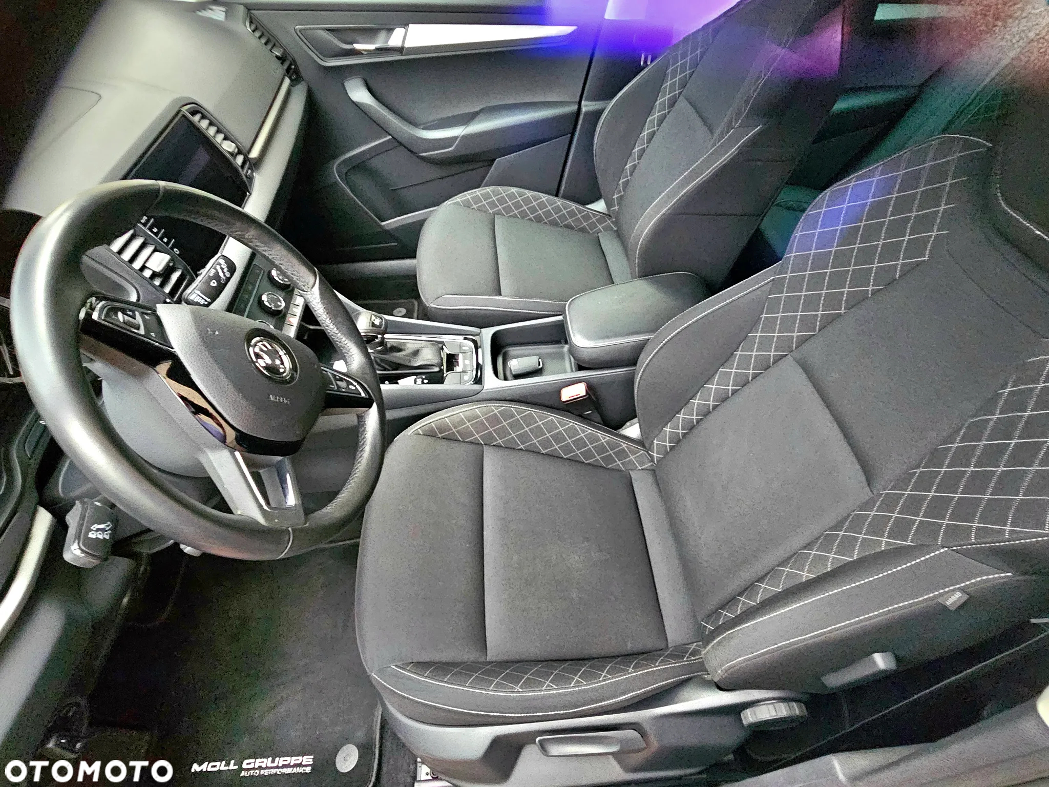 Skoda Karoq 1.6 TDI 4x2 Ambition DSG - 13