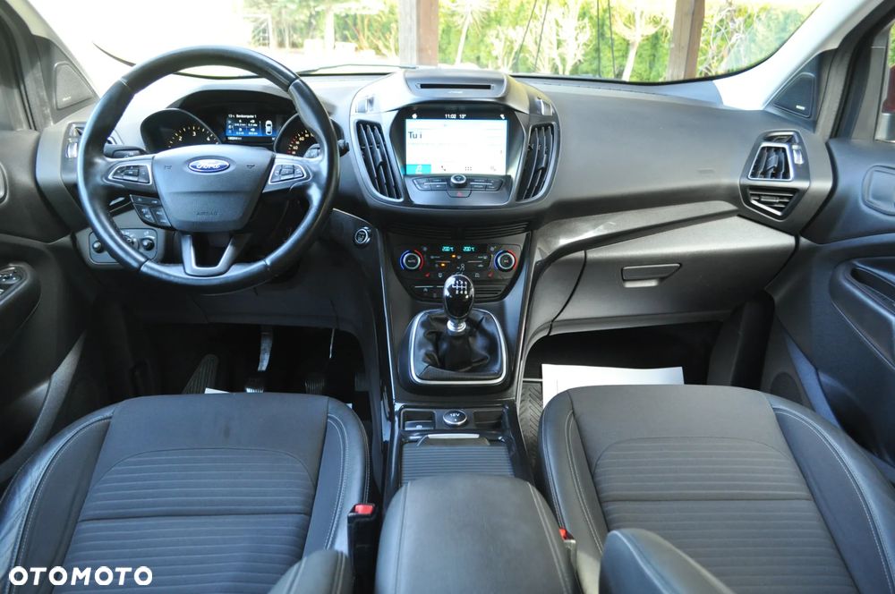 Ford Kuga 2.0 TDCi 4x4 Titanium - 28