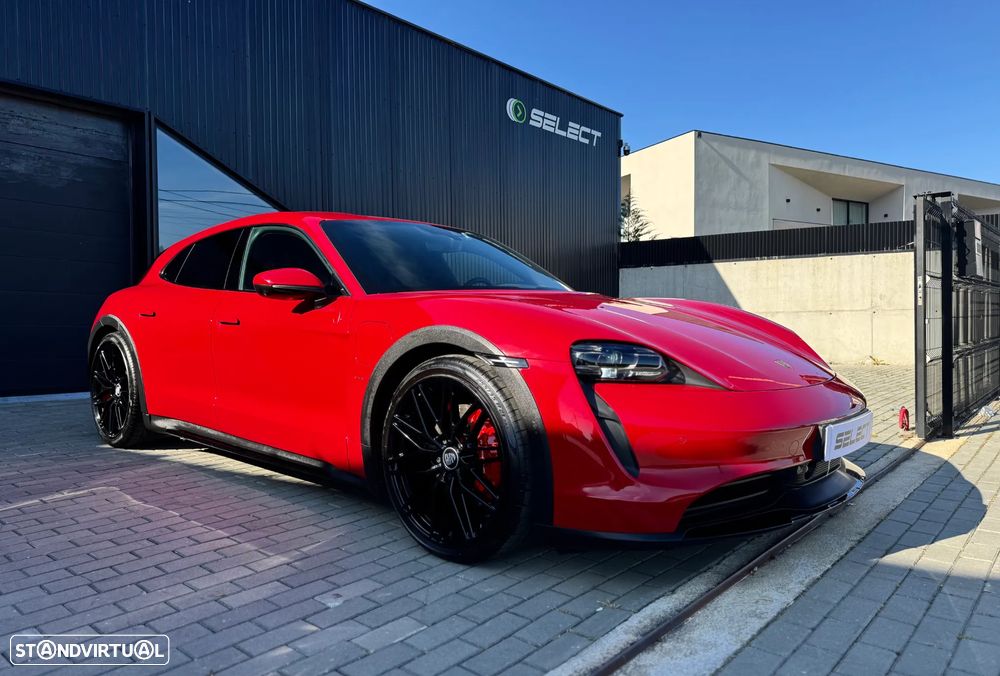 Porsche Taycan Cross Turismo 4 - 8