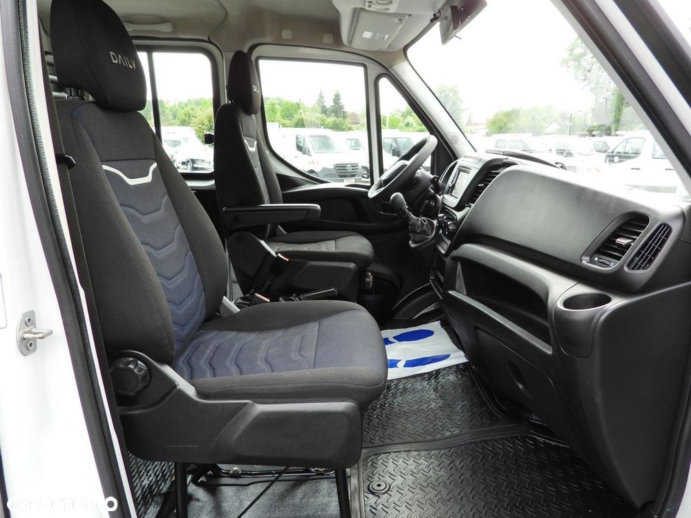 Iveco DAILY 35C16 WYWROTKA PODWÓJNA KABINA DOKA 6 MIEJSC TEMPOMAT BLIŹNIACZE KOŁA KLIMATYZACJA  160KM - 37