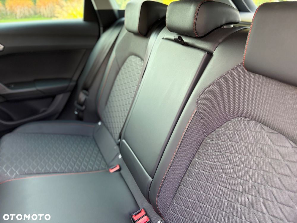Seat Leon Sportstourer 2.0 TDI FR DSG - 13