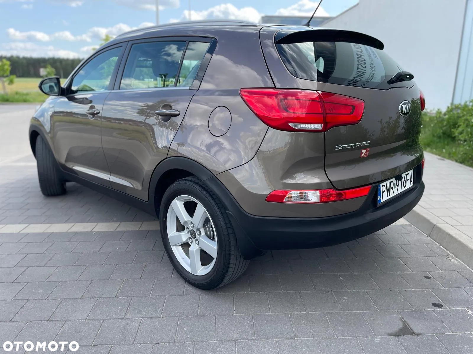 Kia Sportage 2.0 CRDI L AWD - 4