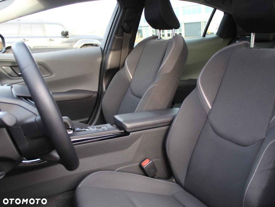 Toyota Prius - 8