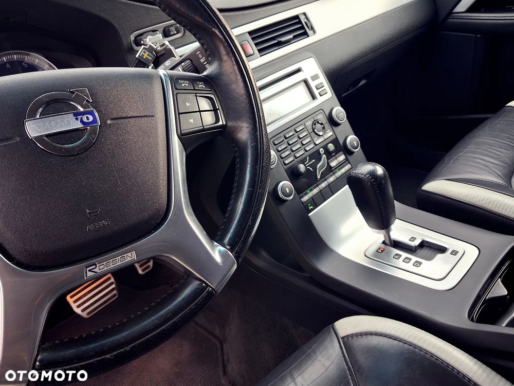 Volvo V70 2.0T Powershift RDesign - 19