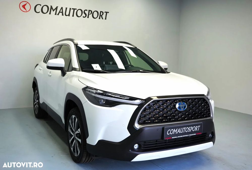 Toyota Corolla Cross - 1