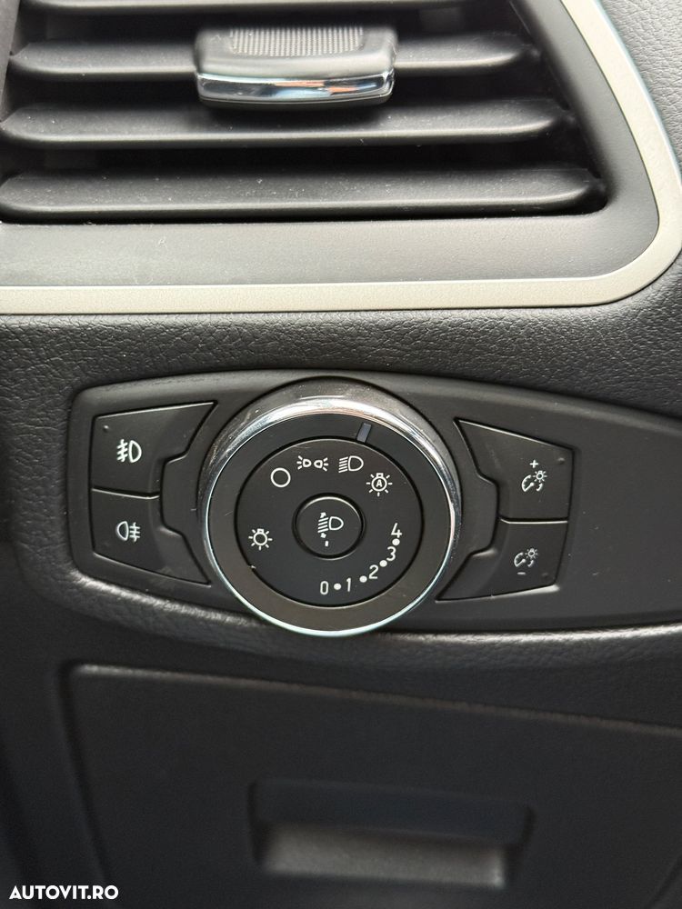 Ford S-Max 2.0 EcoBlue Aut. Titanium - 35