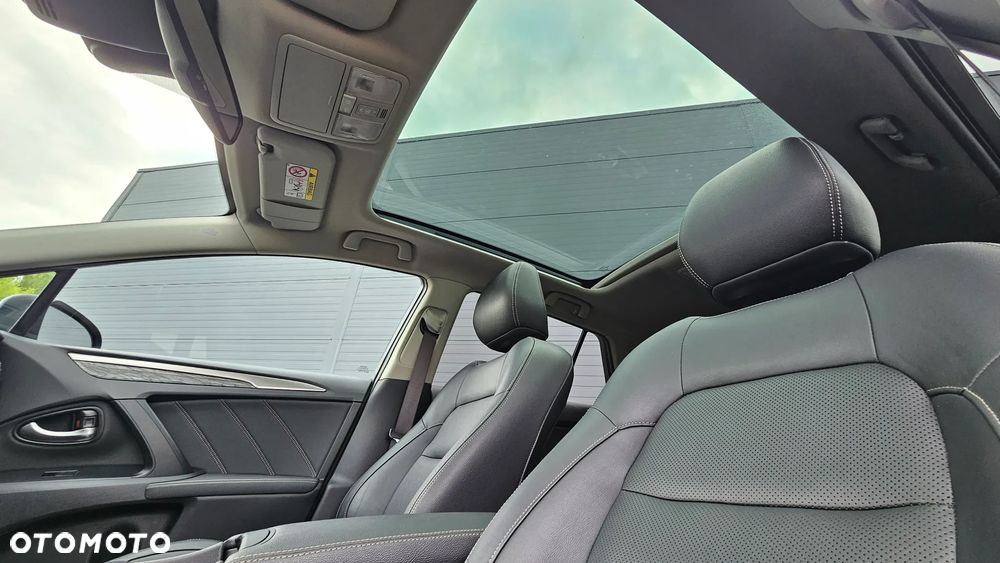 Toyota Avensis 1.8 Multidrive S Executive - 15