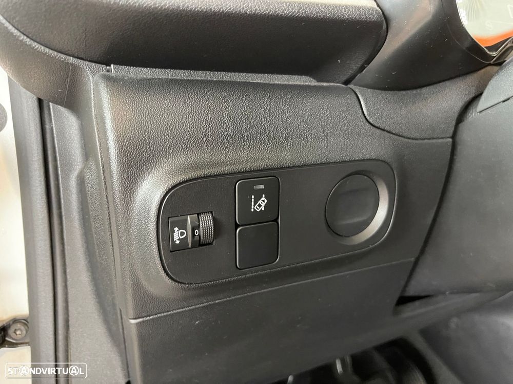 Citroën C3 1.2 PureTech Live - 12