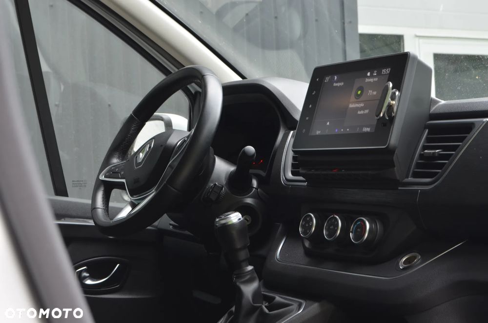 Renault Trafic - 9