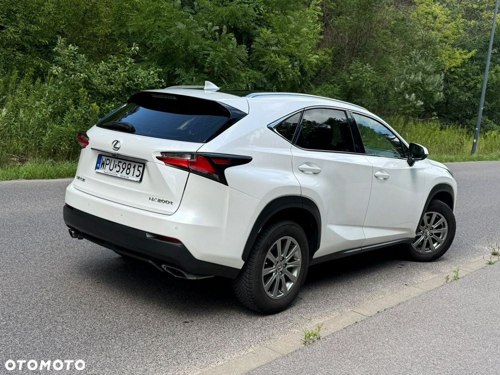 Lexus NX 200t AWD Business Edition - 8