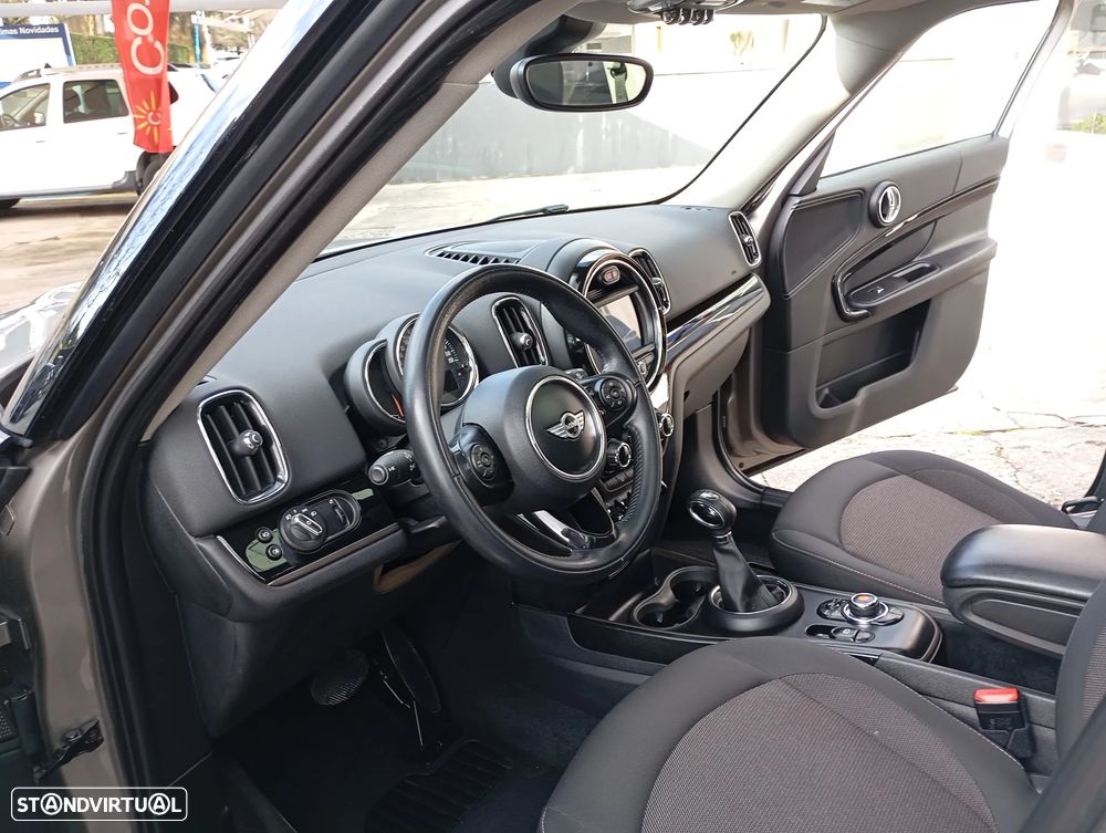 MINI Countryman One Aut. Blackyard - 16