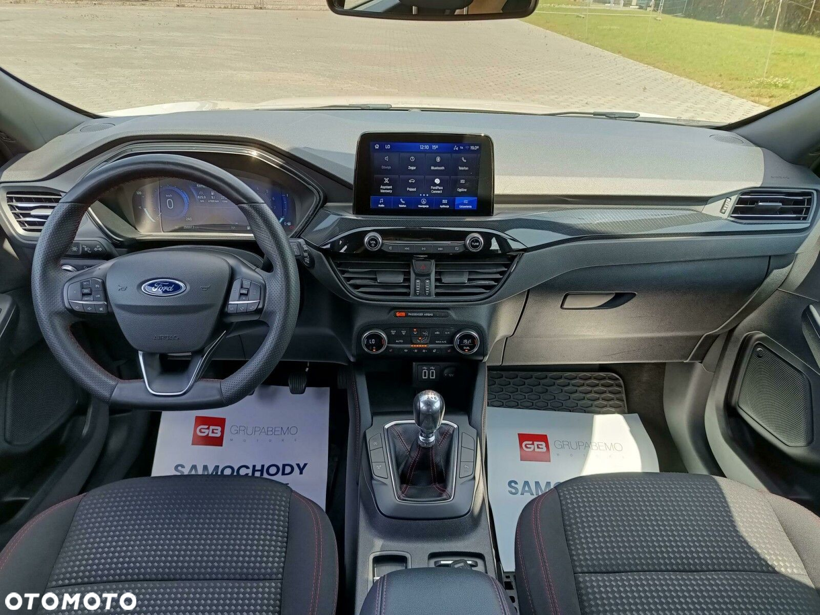 Ford Kuga 1.5 EcoBoost FWD ST-Line - 27