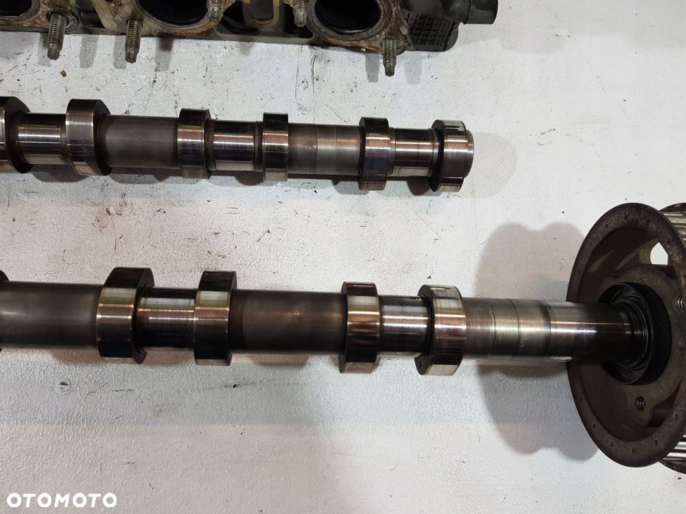 głowica cylindrów wałki lewa 9x2q-6c064-ca citroen c5 iii x7 3.0 hdi dt20c - 10